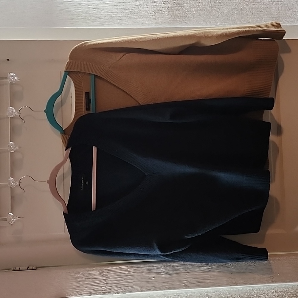 Set of 2 sweaters